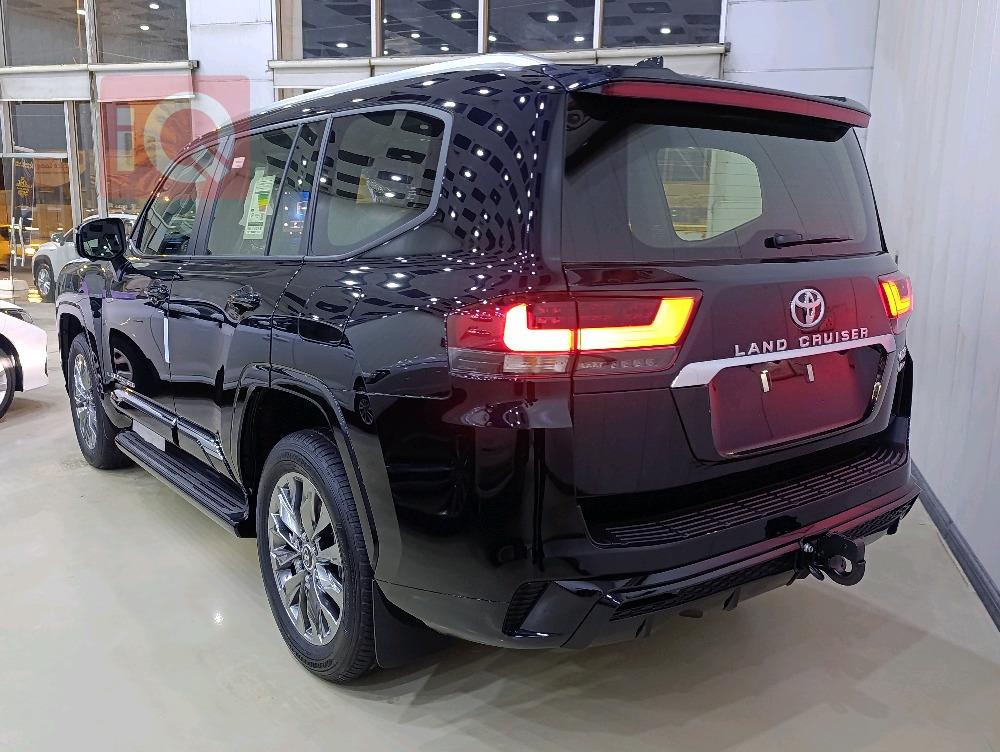 تويوتا لاندكروزر